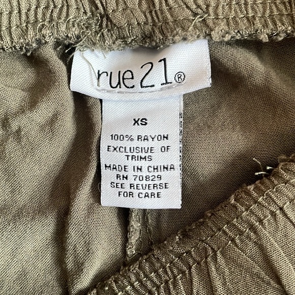 Rue 21 shorts - Picture 3 of 3